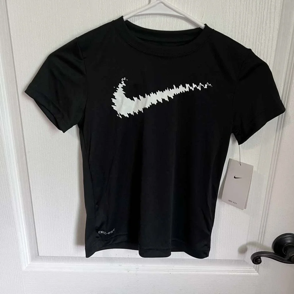 Nike Boys Dri-FIT‎ Black Graphic Swoosh T-Shirt Size 6 86K690-023 NWT